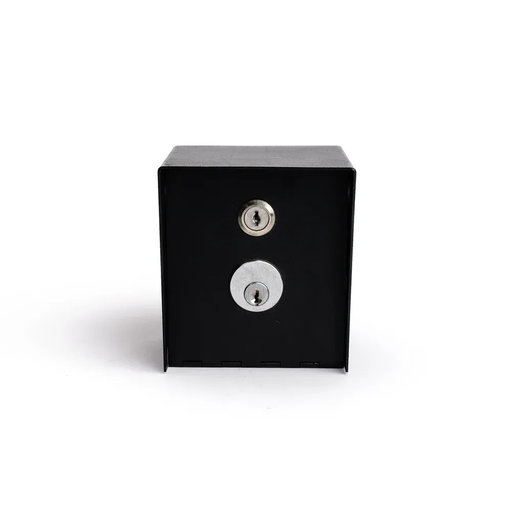 Caja con interruptor de llave, vista 2